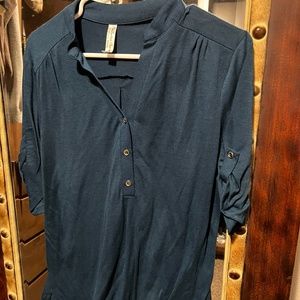 Beautiful blue business casual top.